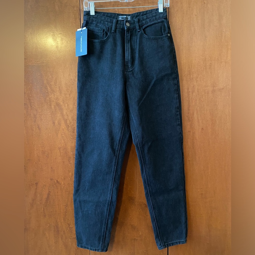 NWT Pretty Little Thing Black Mom Jeans
